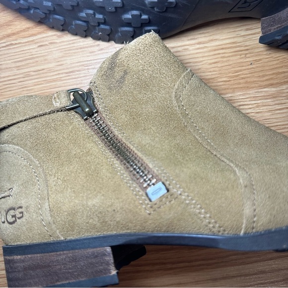 UGG Aureo II Suede Ankle Boot Booties Chestnut/Tan | Women's Size 8 - Picture 3 of 8